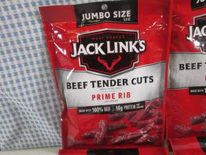 lot 228 image: (B-1) 4 Bags Jumbo Size Jack Links ...