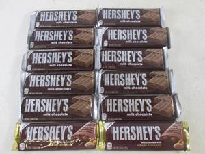 lot 309 image: (B-3) 10 Knig Hersheys Milk Chocola...
