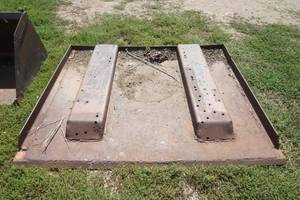 lot 1 image: bucket
