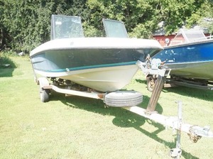 lot 14 image: Forester boat