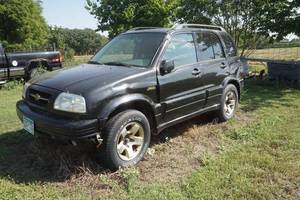 lot 21 image: Suzuki