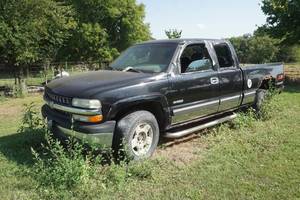 lot 22 image: Chevrolet Extended cab