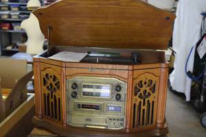 Emerson CD radio cassette and phono...