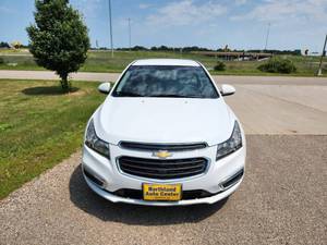 lot 2 image: 2016 Chevy Cruz