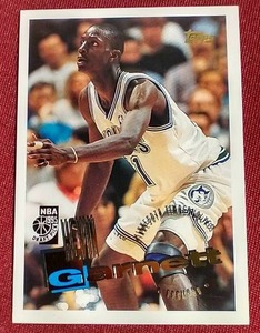 lot 165 image: 1995-96 Topps Kevin Garnett Rookie Card