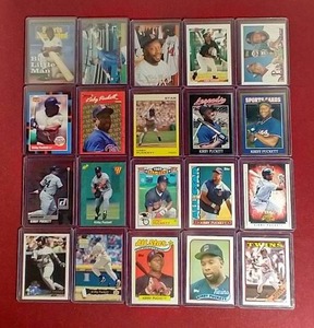 lot 170 image: (20) Kirby Puckett Cards