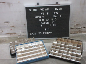 lot 111 image: MESSAGE BOARD WITH SPARE LETTERS