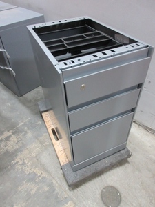lot 142 image: LOCKED STEEL CASE FILE UNIT WITH MISSING TOP
