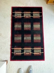 lot 28 image: Nice Wool Floor Rug by Odyssey Collection