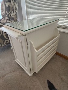 lot 32 image: White Magazine Rack with Pull Out Writing Tray and Side Holder