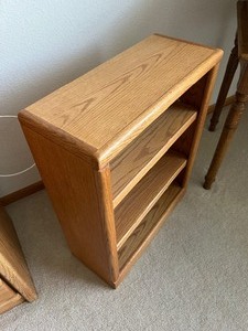 lot 64 image: Small Wooden Bookcase with Two Shelves