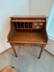 lot 70 image: Small Oak Roll Top Desk with Chair