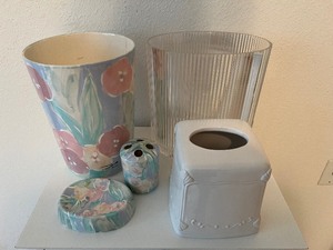 lot 74 image: Mixed Lot of Bathroom Items