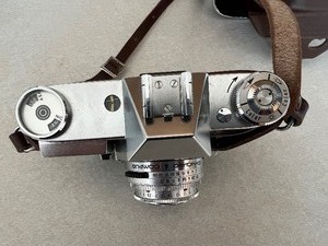 lot 73 image: Vintage Kodak Retina Reflex lll
