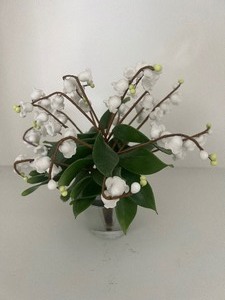 lot 95 image: Beautiful Glass Lily of The Valley Arrangement