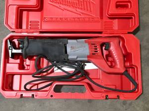 Milwaukee M18 18V Lithium-Ion Cordless SAWZALL Reciprocating Saw (Tool-Only) Customer Returns See Pictures
