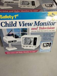 lot 204 image: Safety 1st - 2.4 GHz Child View CRT Baby Monitor Television with Camera