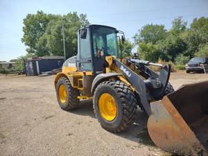 lot 1 image: John Deere 344J Wheel Loader