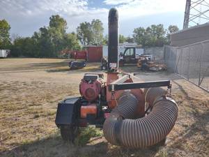 lot 9 image: Leaf Vac