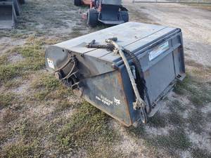 lot 11 image: Hydraulic Sweeper