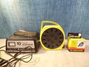 lot 11 image: Garage Items