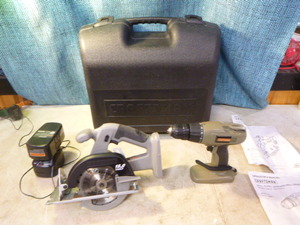 lot 13 image: Power Tools