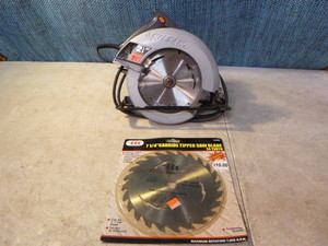lot 21 image: Skilsaw 7 14 Circular Saw