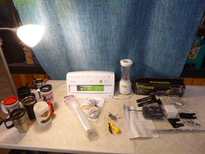 lot 37 image: Miscellaneous Kitchen Items