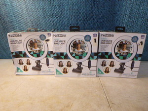 lot 38 image: 3 Nizoni 3-Mode USB Selfie Ring Light