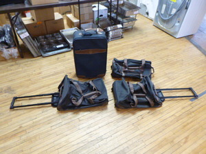 lot 43 image: Luggage and Purses