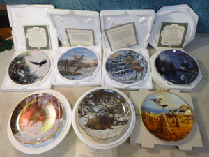 lot 60 image: Wildlife Collector Plates