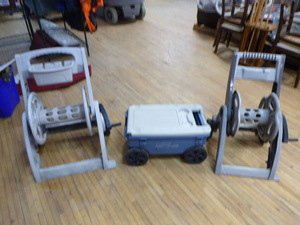 lot 67 image: Hose Reels and Garden Cart