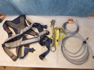 lot 87 image: Safety Harness