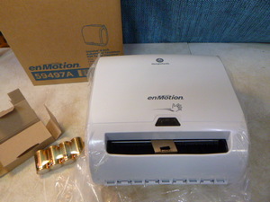 lot 91 image: EnMotion Impulse Automated Touchless Roll Towel Dispenser