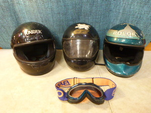 lot 97 image: 3 Helmets