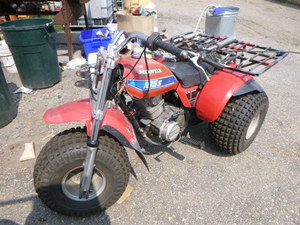 lot 6 image: Honda 185S Three-Wheeler