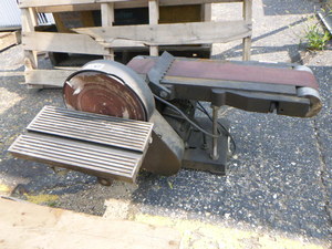 lot 5 image: Disk and Belt Sander