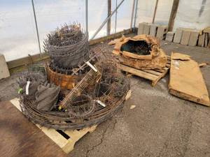 lot 1C image: 150 Wire Forms for Making Wreaths - From 6 to 60 Diameter