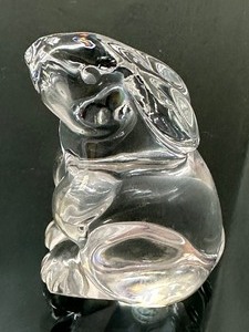 lot 22 image: Baccarat Crystal Rabbit Figurine