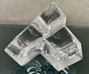 lot 20 image: Daum Three Sectional Cubist Clear and Frosted Vide Poche Bowl