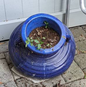 lot 83 image: Blue Ceramic Planter