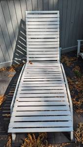 lot 93 image: Pair of White Lounge Chairs