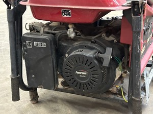 lot 6 image: Coleman Gas-Powered Generator