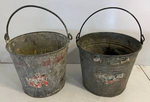 lot 70 image: Vintage Galvanized Water Buckets