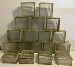 lot 92 image: Group Of 18 Glass Blocks 7 34 x 7 34 x 3 34