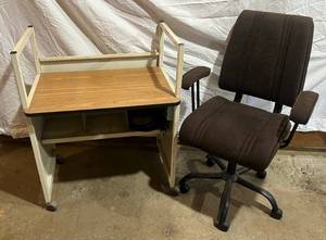 lot 137 image: Nice Office Chair With Heavy Metal Electrified CartDesk 30W x 20D x 37 12
