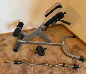 lot 165 image: Ironman M-45 Hyper Back Extension And Curl Bar