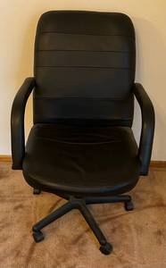 lot 167 image: Nice Office Chair