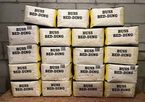 lot 183 image: Buss Worm Bedding
