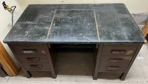 lot 214 image: Vintage Heavy Metal Desk With Pull Out Top 54W x 31D x 29T (BRING YOUR OWN HELP TO LOAD) IN BASEMENT
